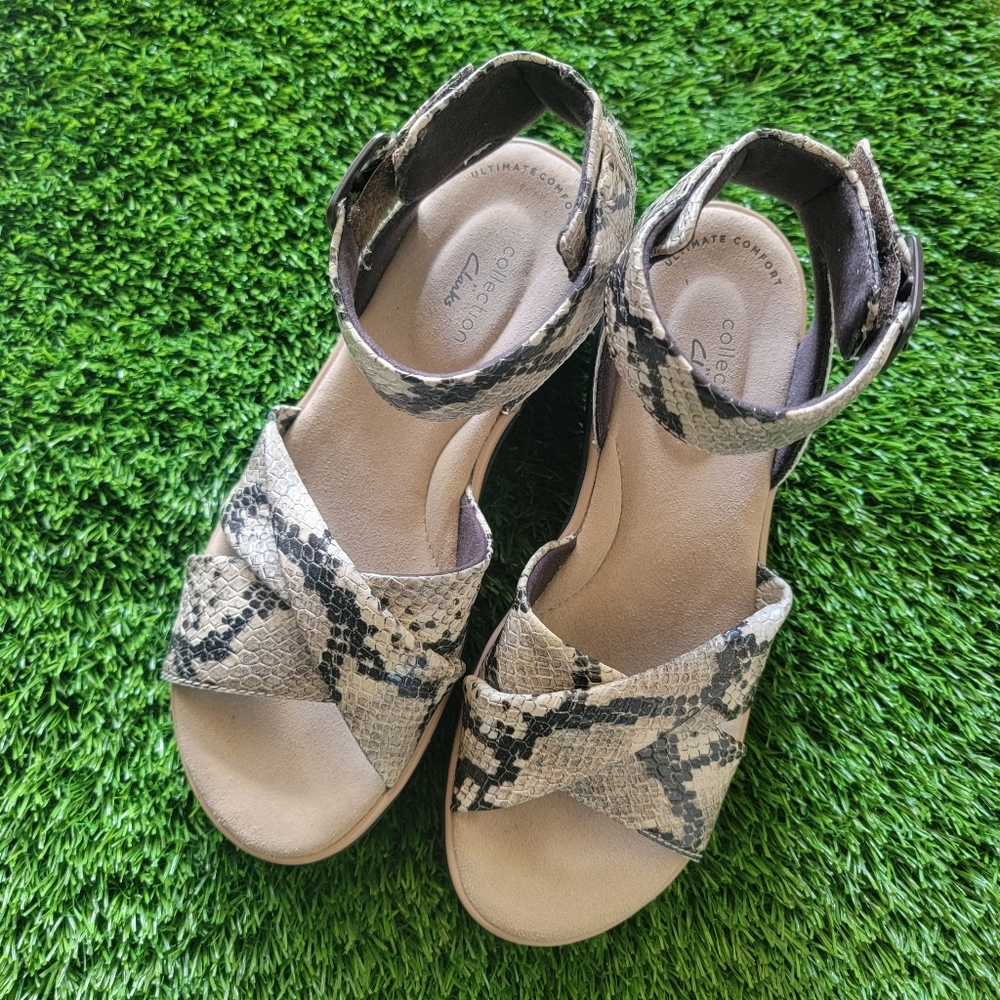 Clarks Jillian Bella Snake Sandal 6.5